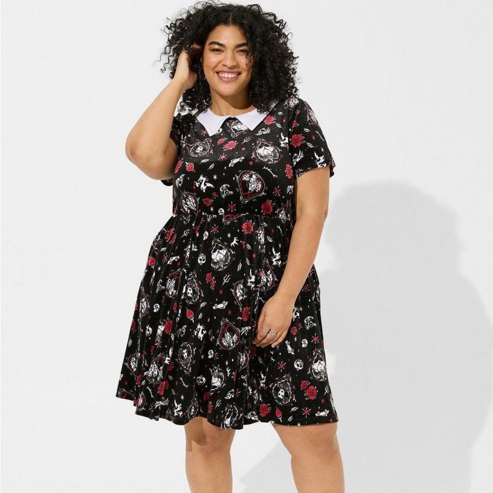 Disney Villains Skater Midi Stretch Velvet Collared Dress NWT